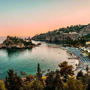 casa-del-sole-taormina.sicilyhotelsitaly.net/