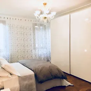 Central Apartment , Venice Italy